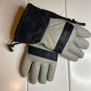 Flylow Women’s XS Black & Grey Winter Gloves